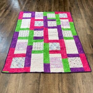 Purple and Hot Pink Dragonfly Standard Twin Quilt